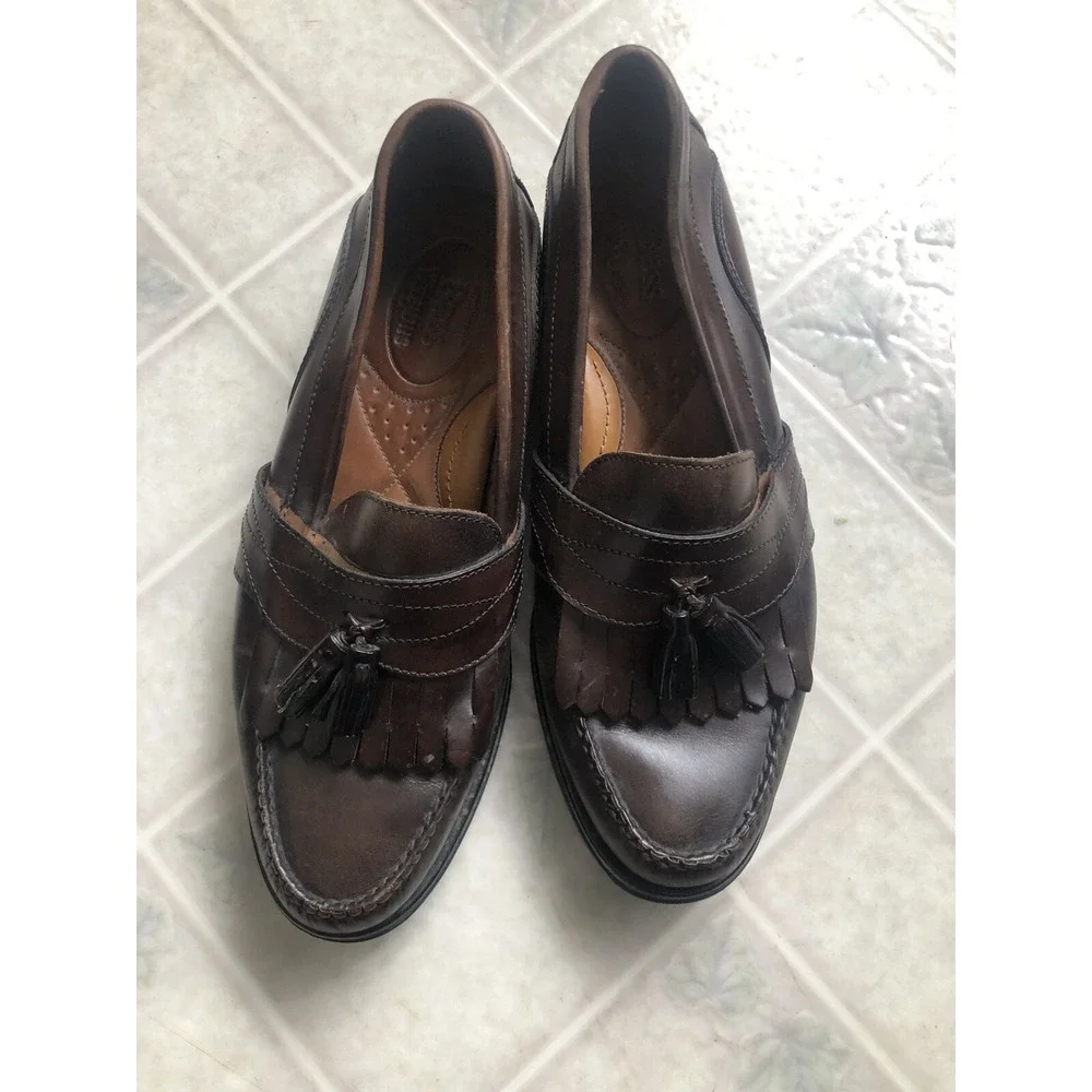 G.H. Bass Weejuns Loafers‎ Men's Size 8.5 Kiltie Tassel Brown Dress Shoe